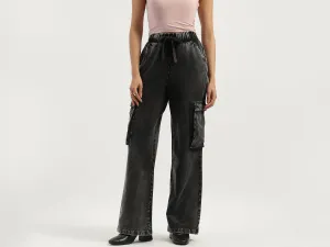 Solid Straight Fit Cargo Pants