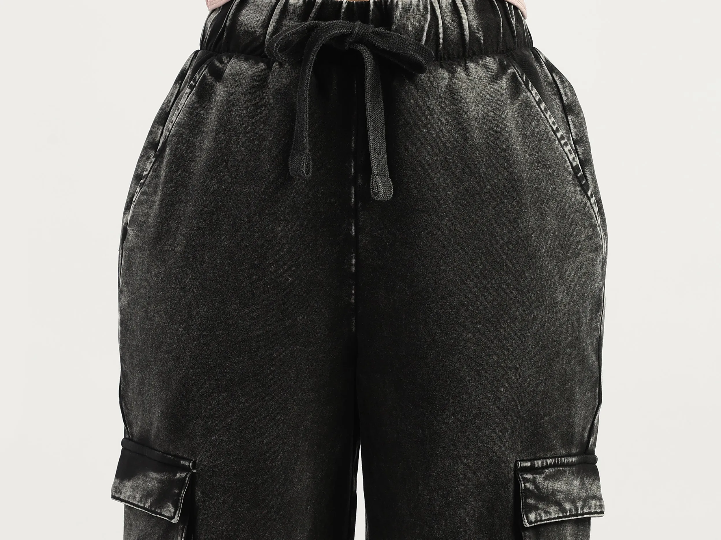 Solid Straight Fit Cargo Pants