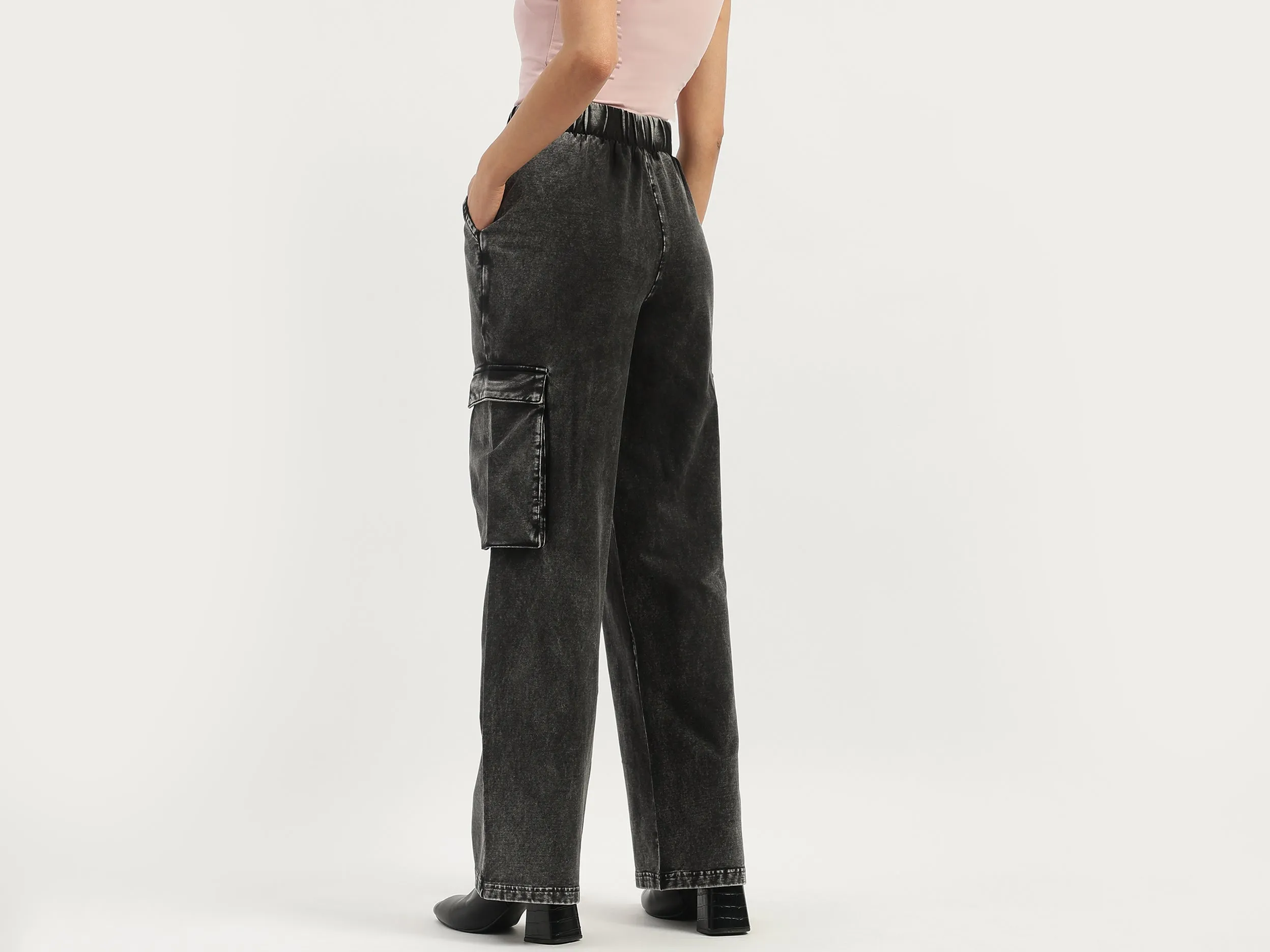 Solid Straight Fit Cargo Pants