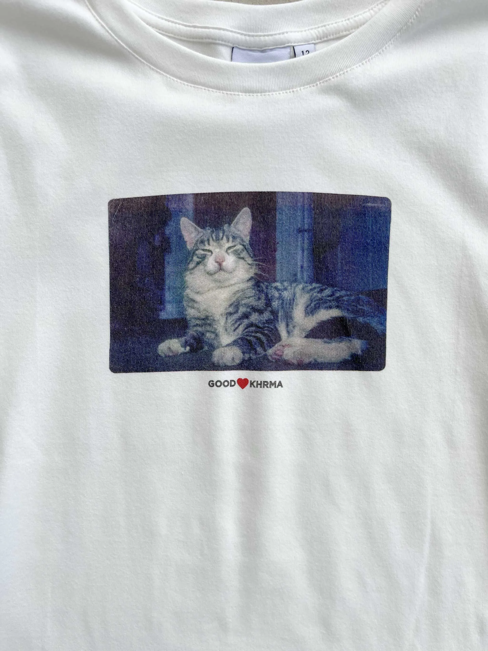 Sophia Tee - Cool Cat - Off White