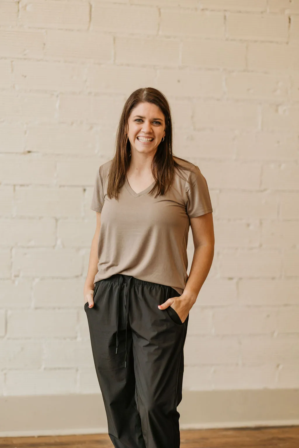 TATIANA VNECK BASIC TOP