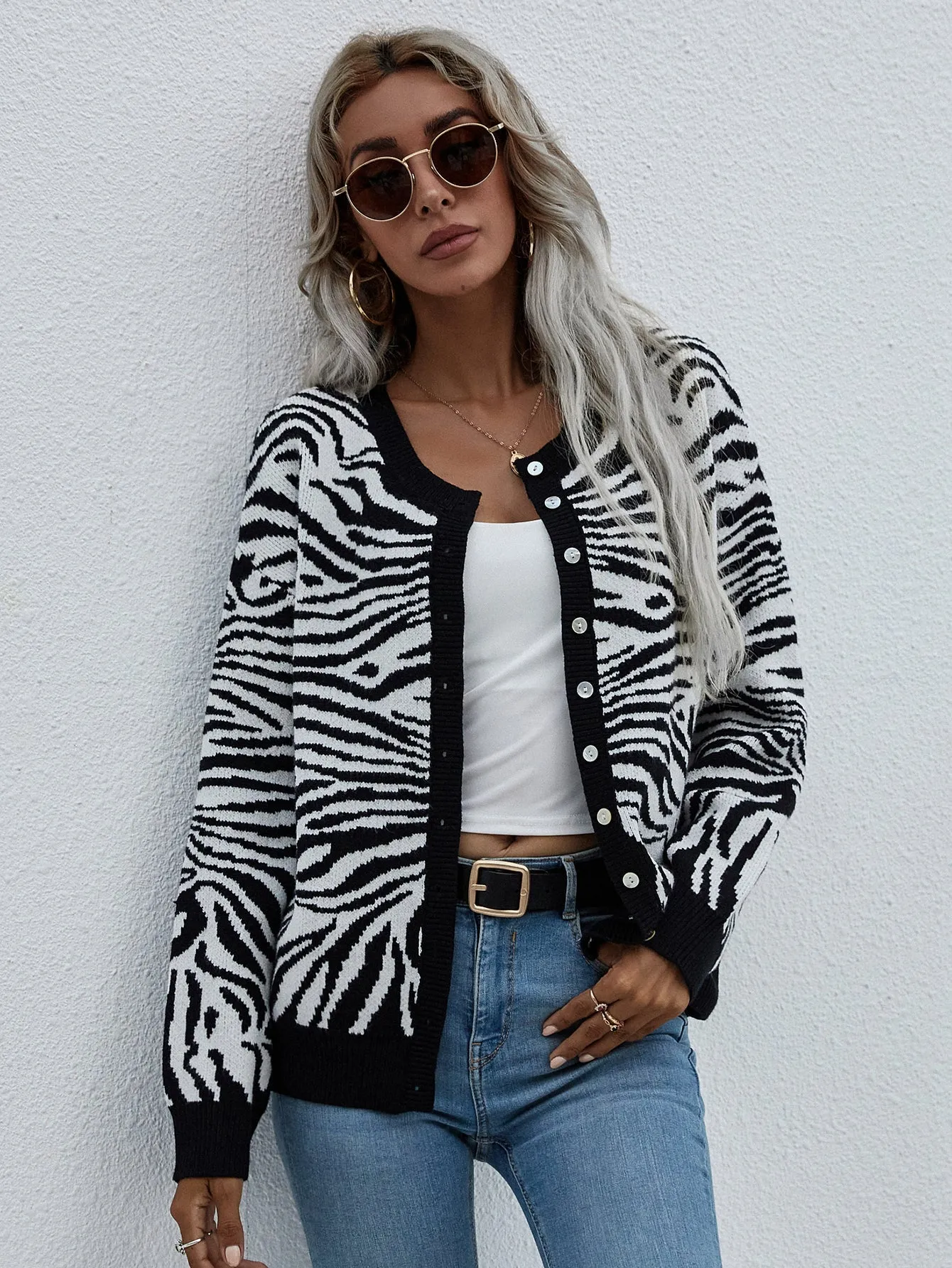 Tiger Year Animal Patterned Knit Cardigan - Black