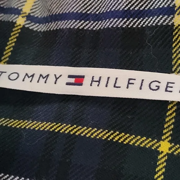 Tommy Hilfiger Xlarge lightweight wool blue and green plaid jacket