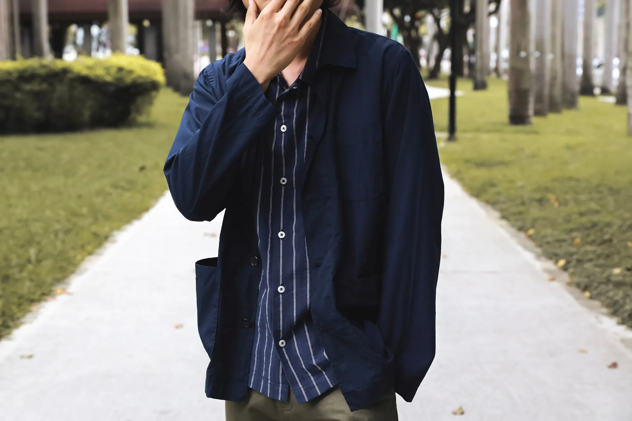【Universal Works】Bakers Overshirt In Navy Organic Fine Poplin／成衣染 海軍藍 烘焙師襯衫外套