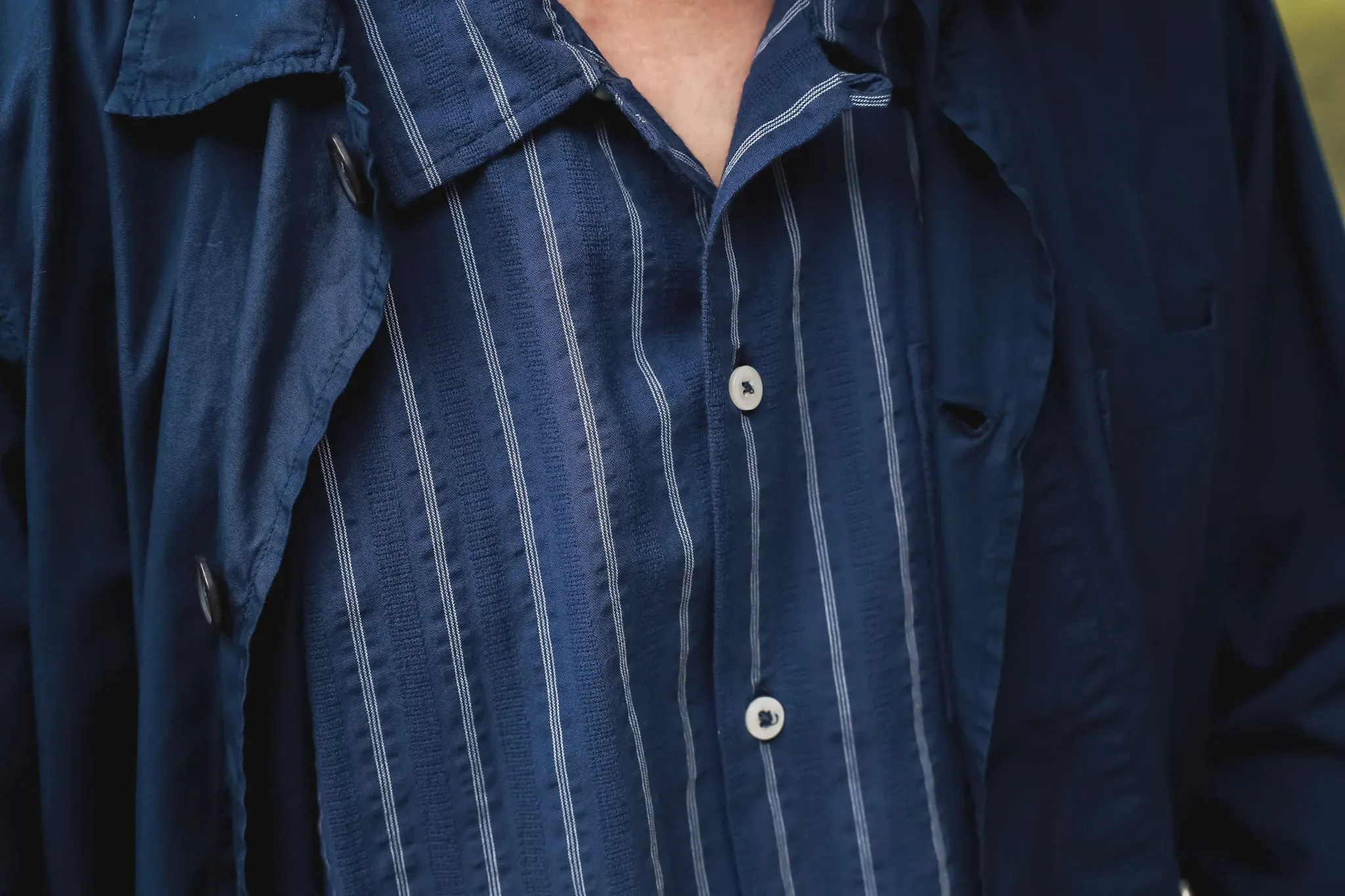 【Universal Works】Bakers Overshirt In Navy Organic Fine Poplin／成衣染 海軍藍 烘焙師襯衫外套