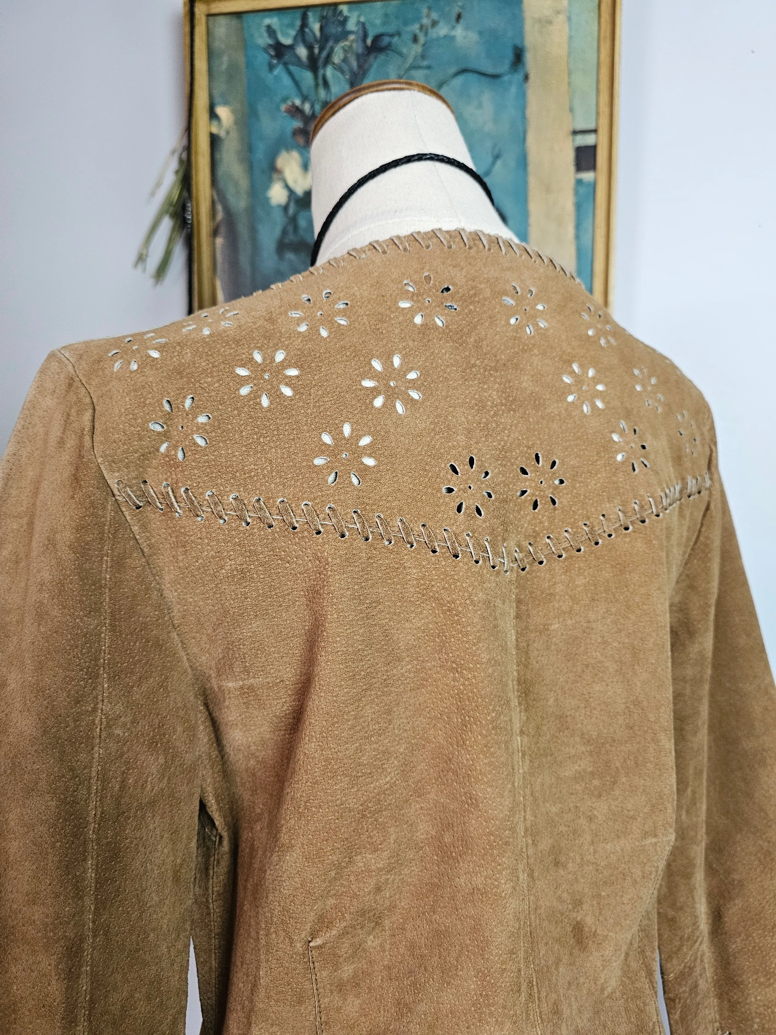 Vintage Suede Boho Cowgirl Jacket – Floral Cutout & Whipstitch Detail X small