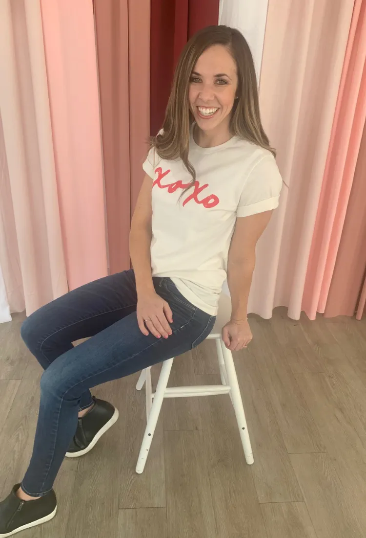 XOXO Graphic Tee in Vintage White